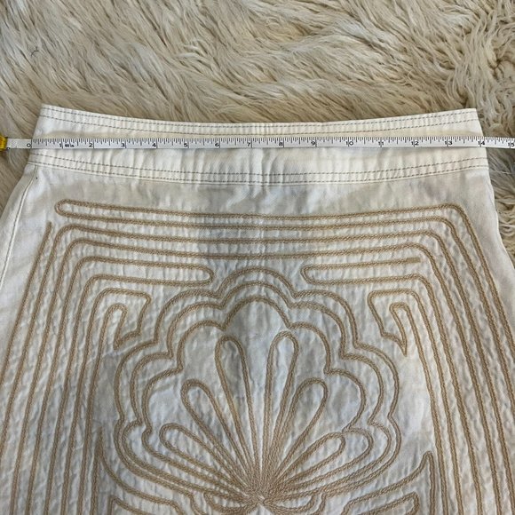 Lez a Lez White Embroidered Skirt Sz 28 - Picture 10 of 12